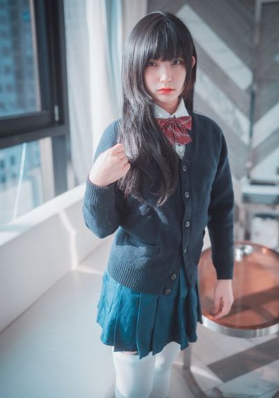 黄色三级了_HD手机免费观看完整