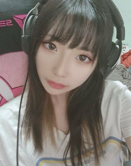 尹菲原版视频_剧情片在线播放