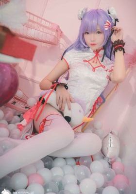 丰满少妇张开大白腿_BD版国语迅雷下载