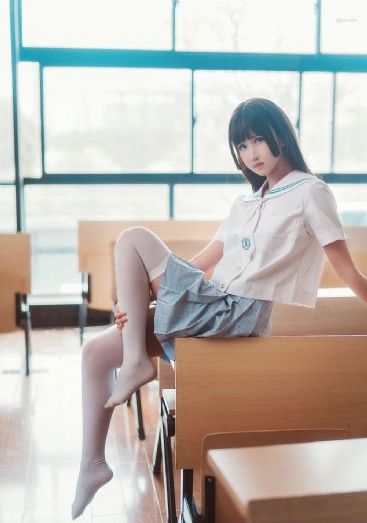 公安局长解开警乳罩揉捏胸_DVD免费观看最新