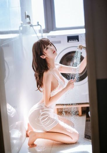 偷自拍裸体视频_BD在线播放观看