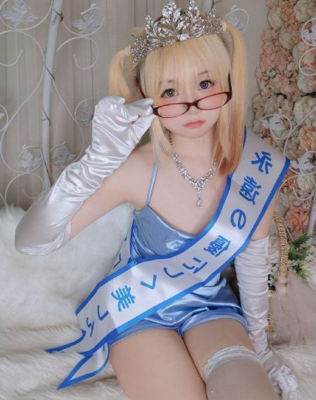 欧美丰满熟妇BBBBBB公交车_BD高清在线观看