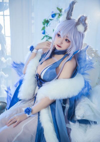 丝袜制服人妻在线_1080P高清迅雷在线观看
