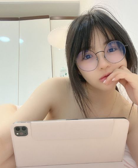 国产熟女aa级毛片正在播放_高清电影