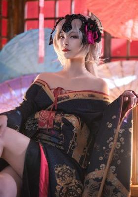 挺进丰满少妇的大屁股白精品_蓝光超清在线观看